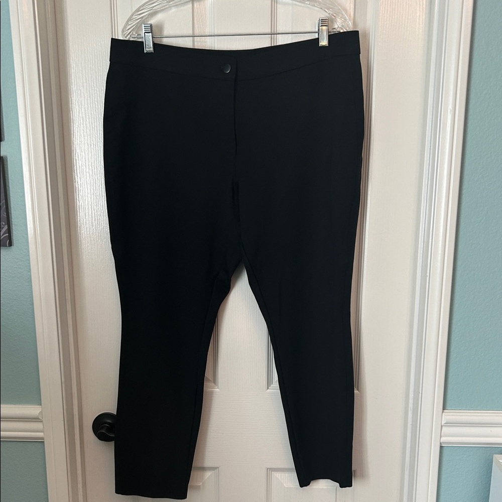 The Pioneer Woman Black Ankle Pants